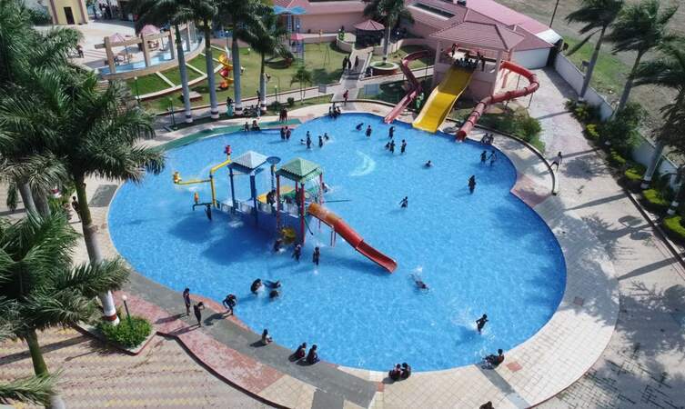 Crescent Water Park Bhopal - Place to Visit in Bhopal For Couples